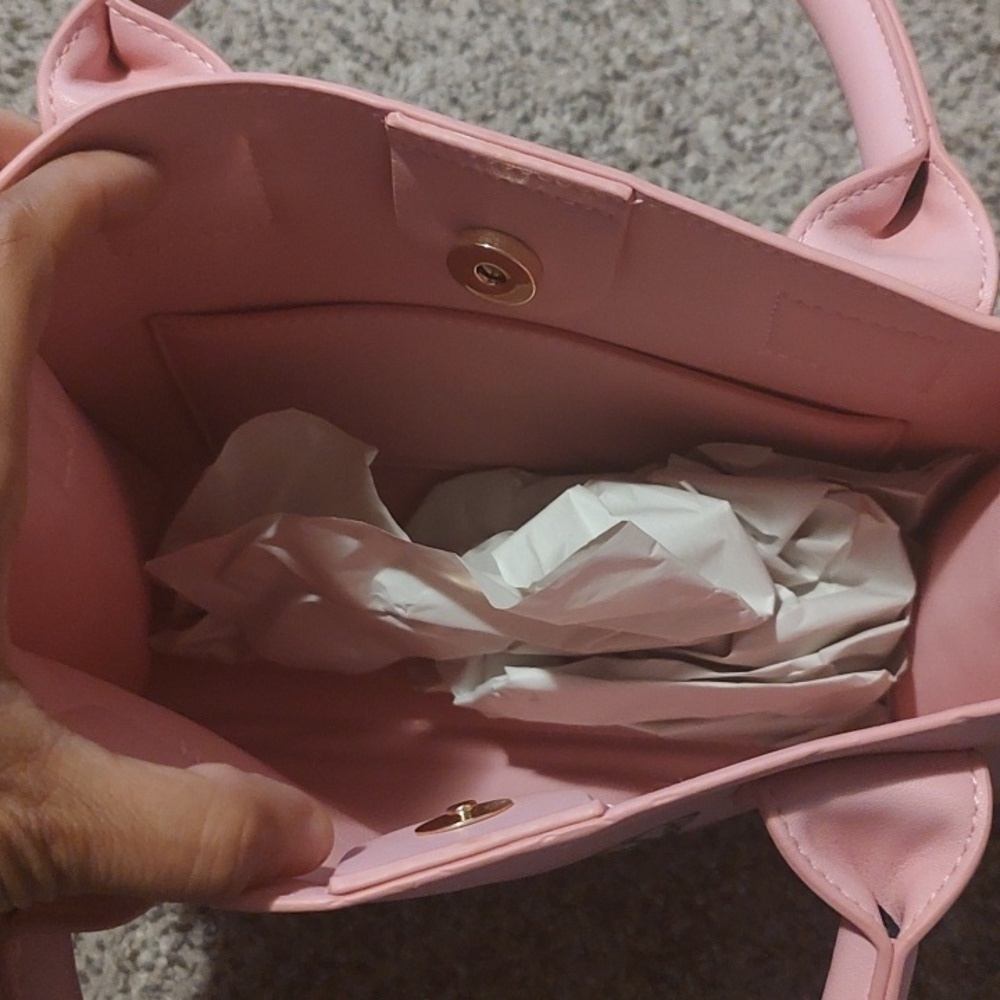 Pink Butterfly Handbag - Picture 2 of 6
